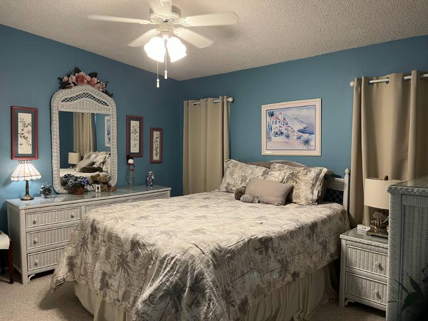 2417 Crooked Stick Drive a Winter Haven, FL Mobile or Manufactured Home for Sale